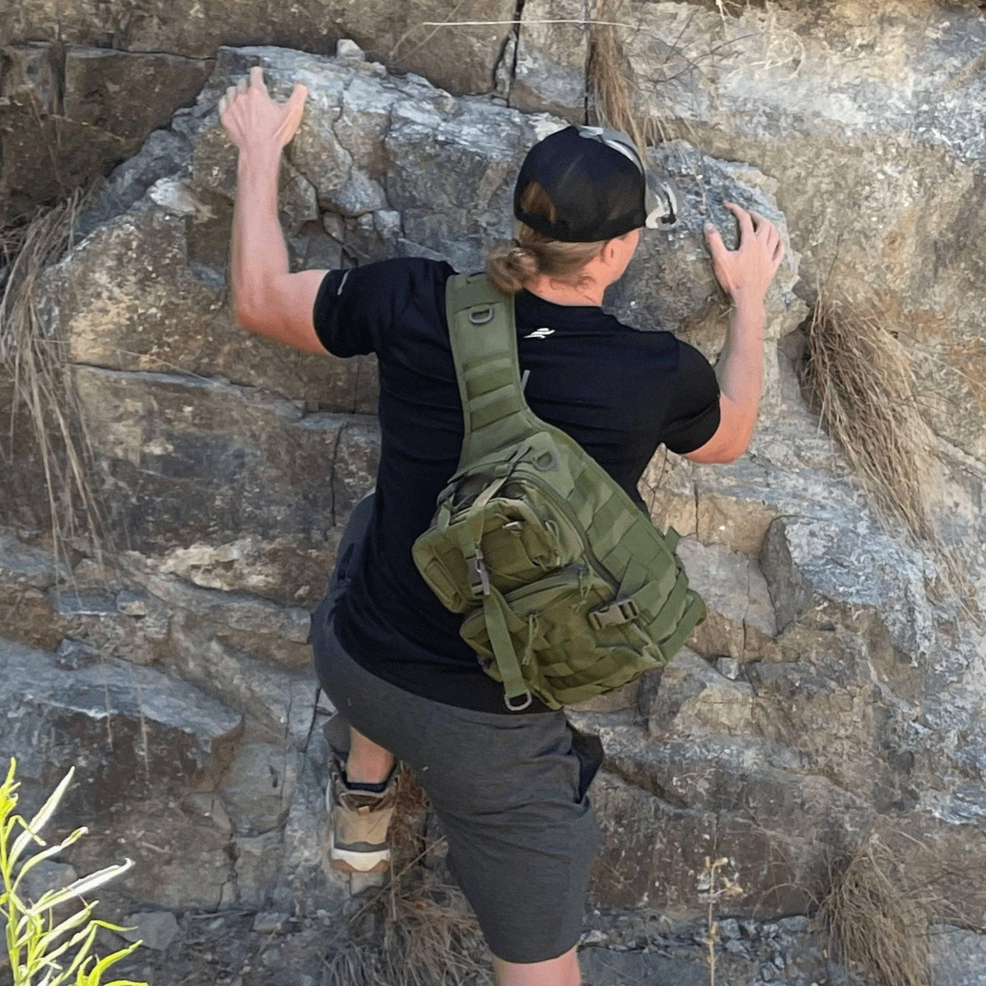 15L Tactical Sling Backpack - Inside The Bars