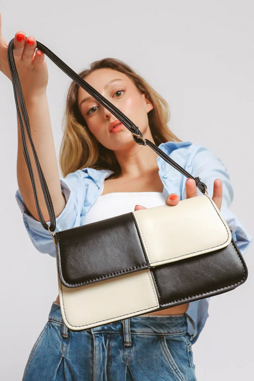 Small Bag in Two-Tone Combination ART2284 Black and White