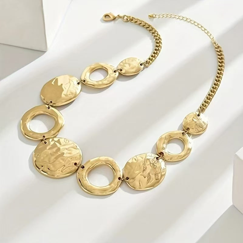 Hammered Texture Geometric Gold Necklace Handmade Layered Statement Jewelry for Women Modern Artisan Gift for Elegant Everyday Evening Outfits