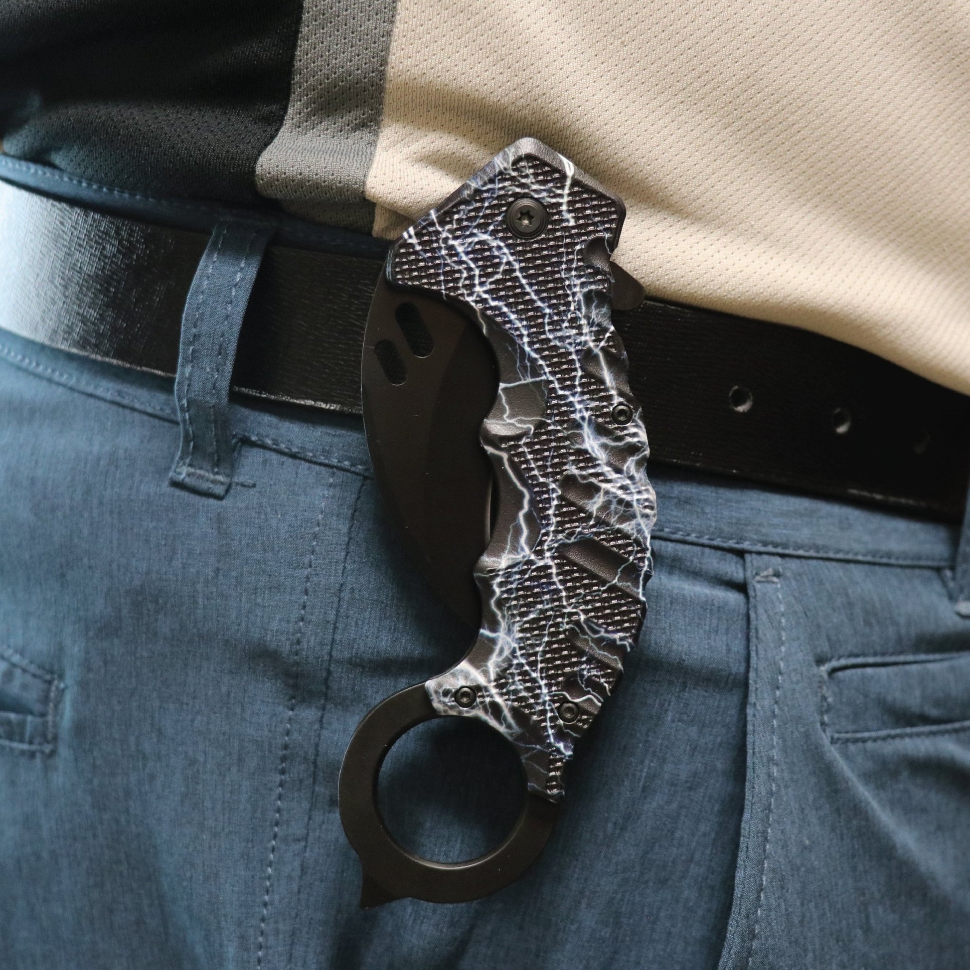 Karambit 5.25" Knife - Inside The Bars