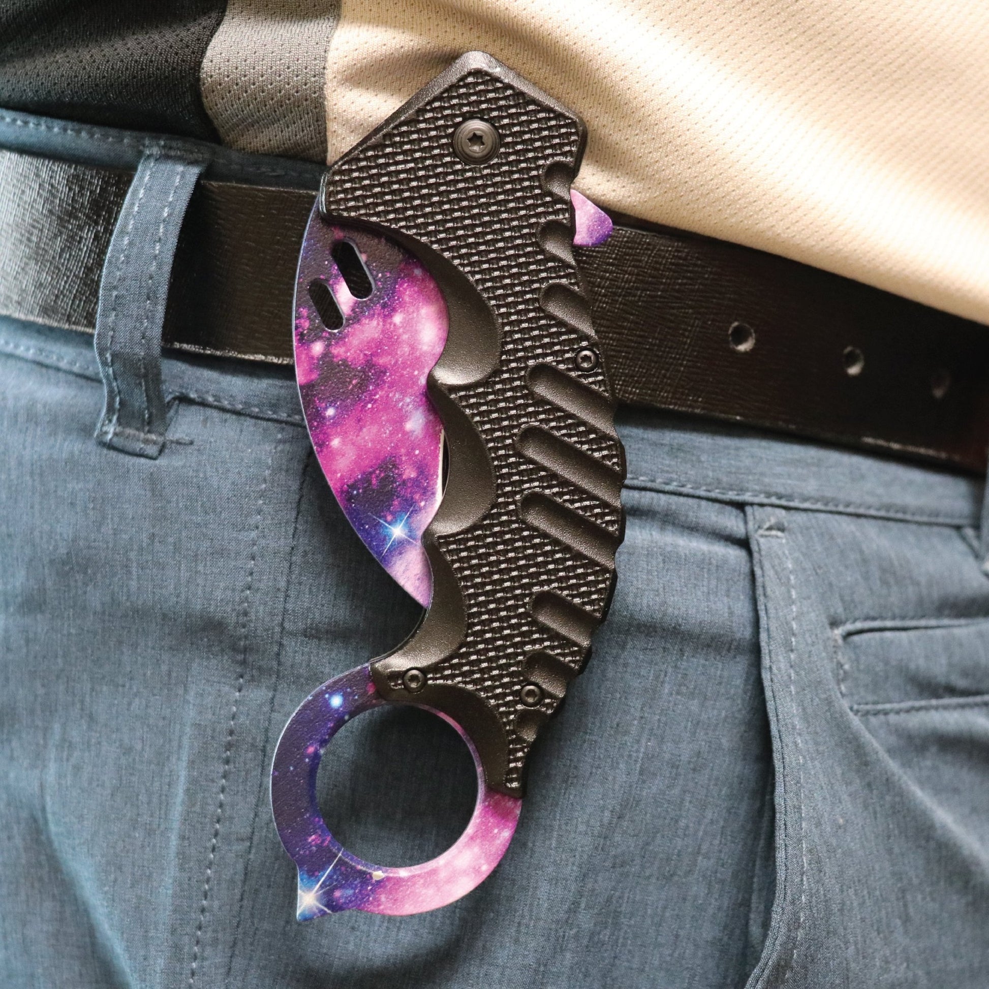 Karambit 5.25" Knife - Inside The Bars