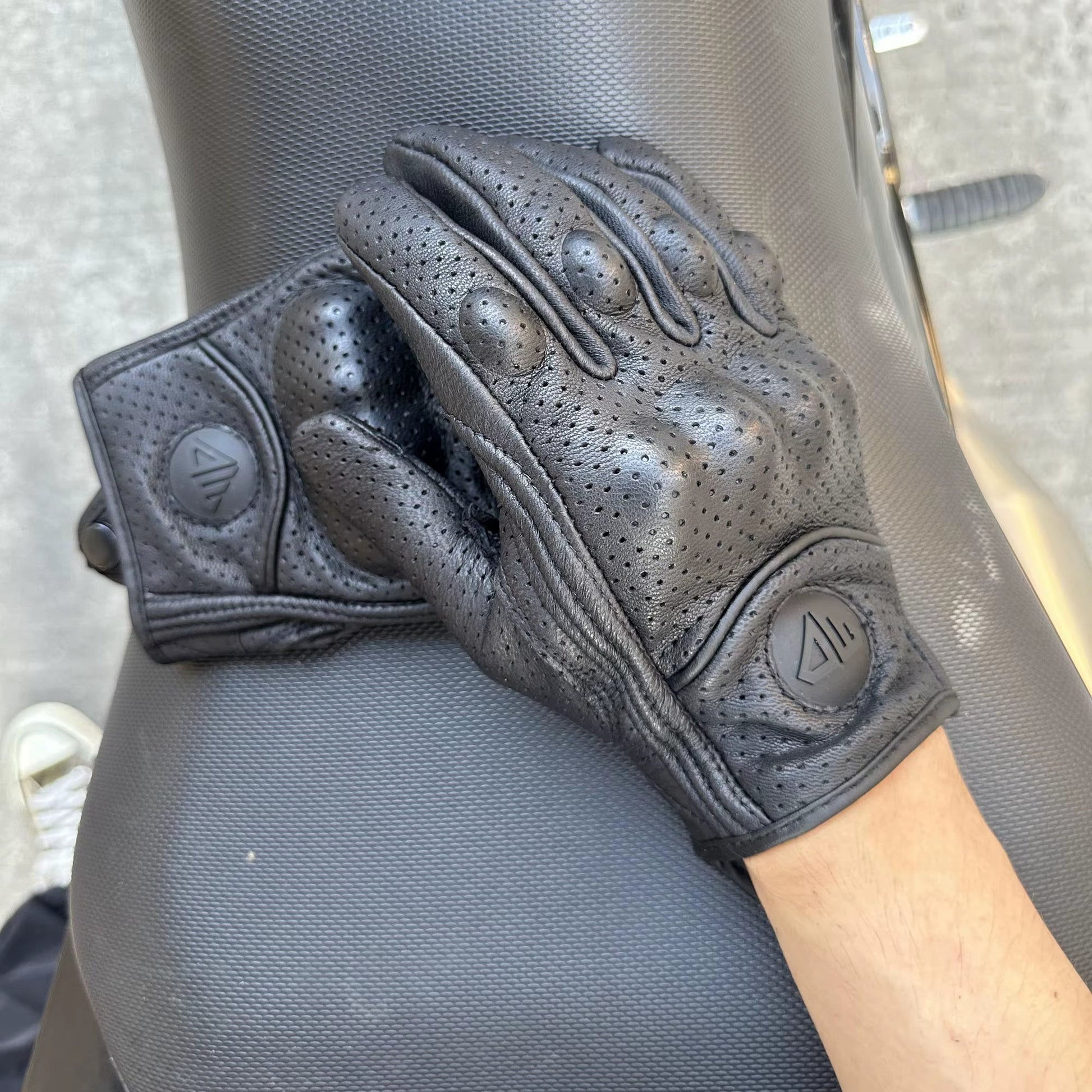 Motorcycle Gloves Men Women Moto Leather Cycling Winter Glove - Inside The Bars