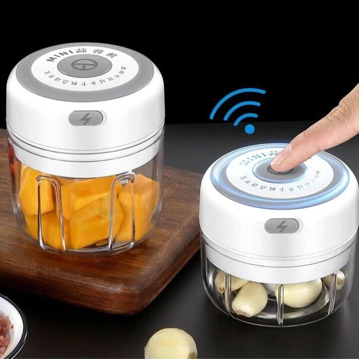 Portable Electric 300ML Mini Garlic & Vegetable Chopper Mincer Mixer - Inside The Bars